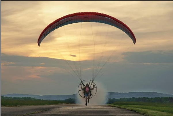 paragliding vs parasailing vs paramotoring