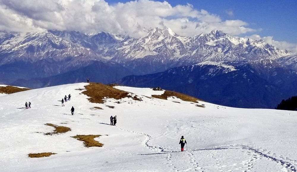 Dayara Bugyal Trek